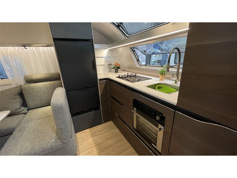 Adria Alpina 663 HT Twin